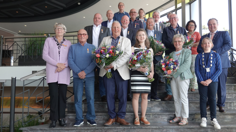 Achttien inwoners gemeente Bergen onderscheiden tijdens Lintjesregen