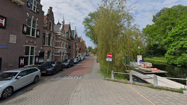 BOA’s en borden tegen te lange vrachtwagens op Nieuwlandersingel
