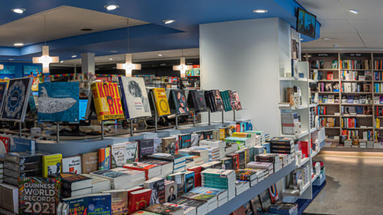 Nieuwe eigenaren voor Boekhandel Thomas in Bergen: “Naar toegegroeid”